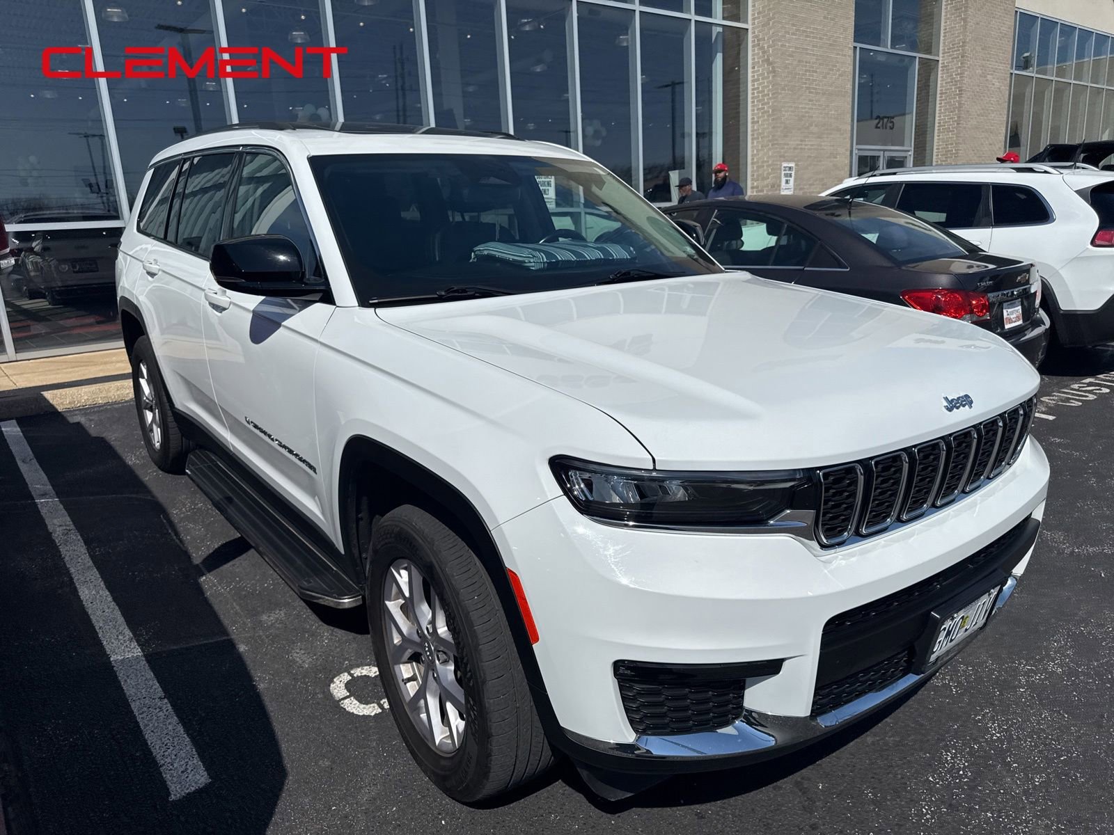 Used 2022 Jeep Grand Cherokee L Limited image 3