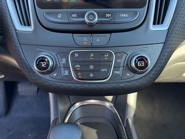 Used 2023 Chevrolet Malibu LT image 19