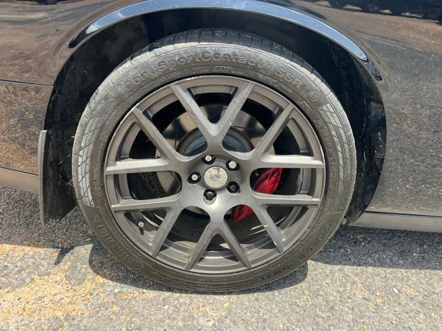 Used 2016 Dodge Challenger R/T Scat Pack RWD image 11