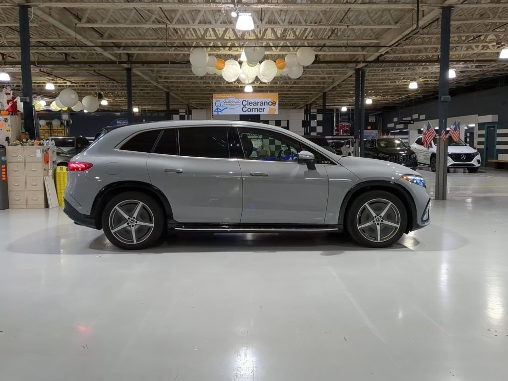 Used 2023 Mercedes-Benz EQS 450+ 4MATIC SUV image 5