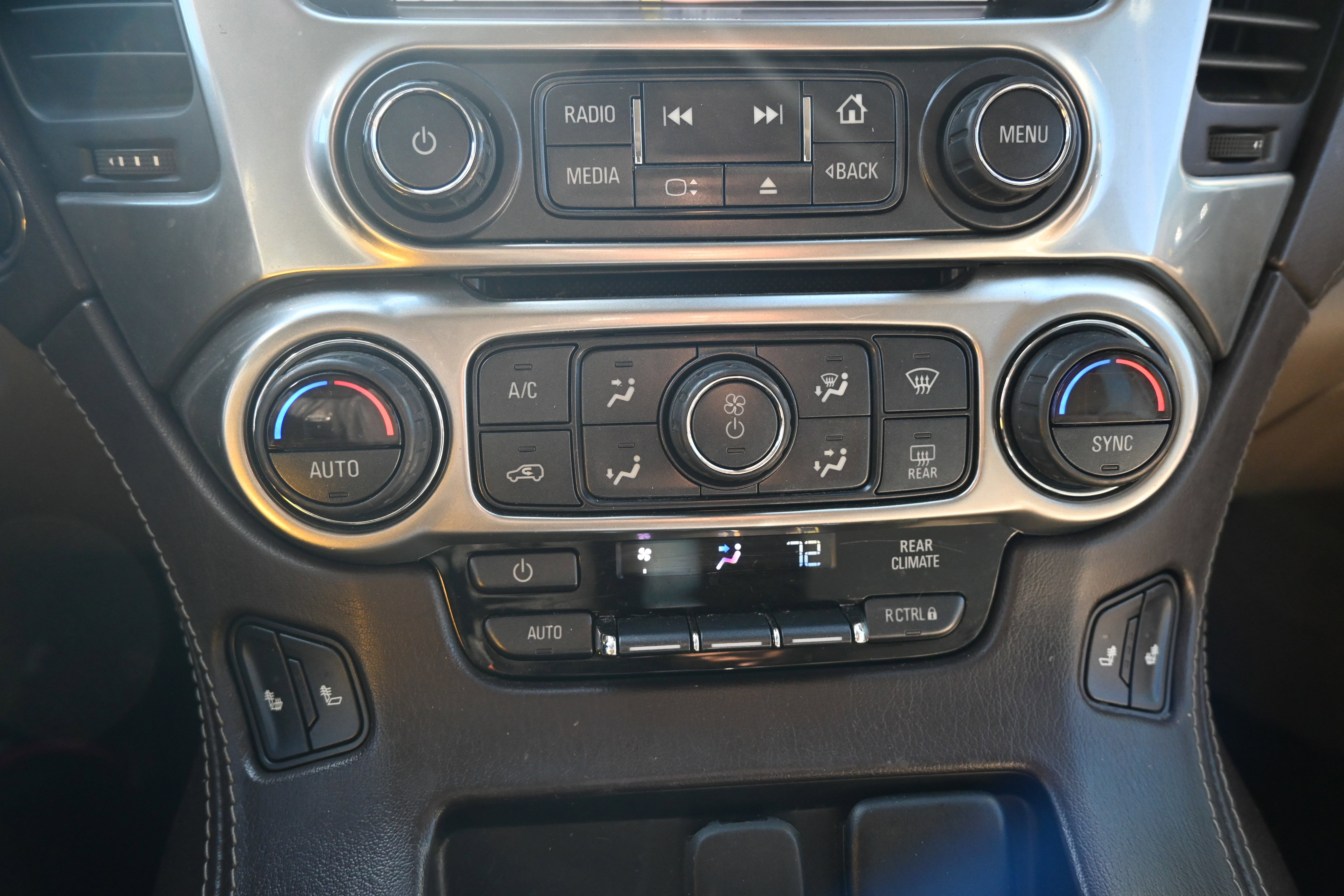 Used 2019 Chevrolet Tahoe LT image 29