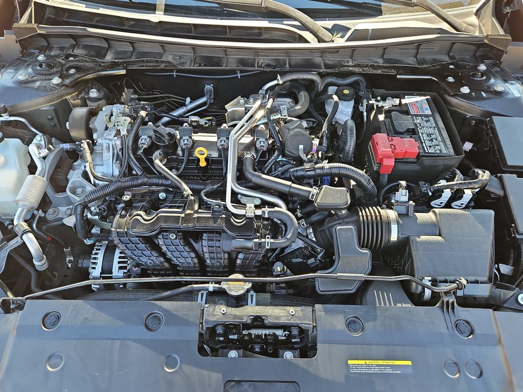 Used 2025 Nissan Altima 2.5 SV FWD image 33
