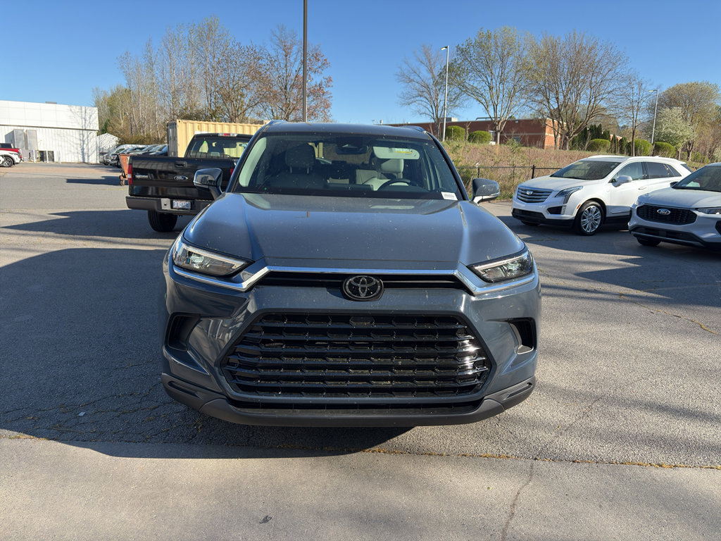 Used 2026 Toyota Grand Highlander XLE image 2