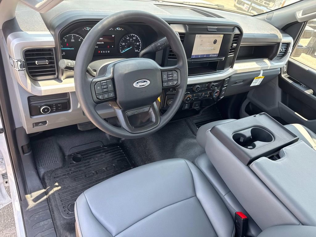 New 2025 Ford F350 XL w/ XL Chrome Package image 7