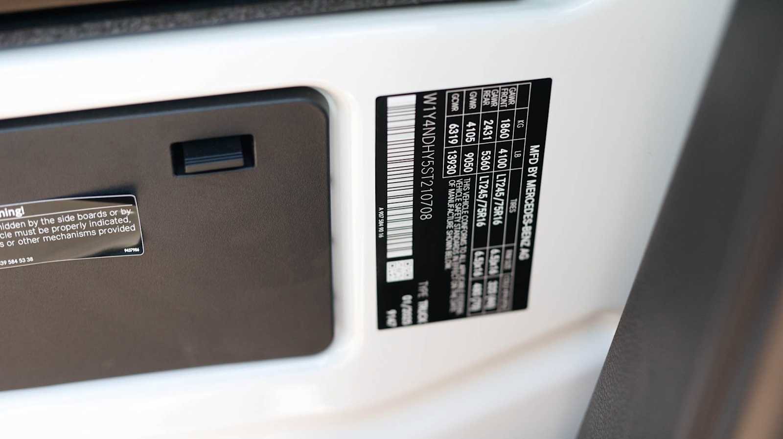 New 2025 Mercedes-Benz Sprinter 2500 image 36