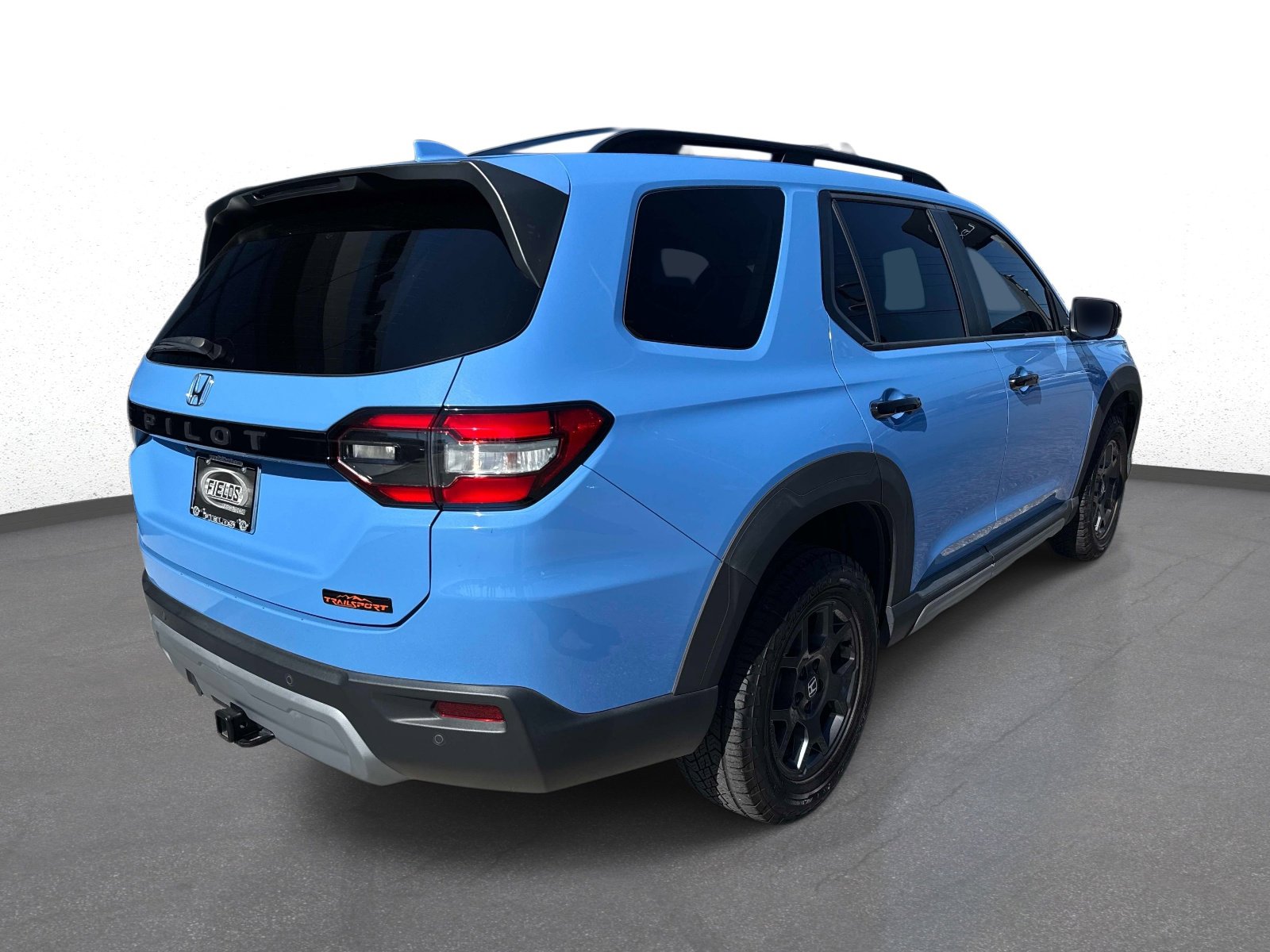 Used 2023 Honda Pilot TrailSport image 3