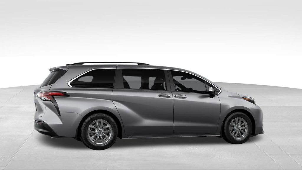 New 2026 Toyota Sienna XLE image 11