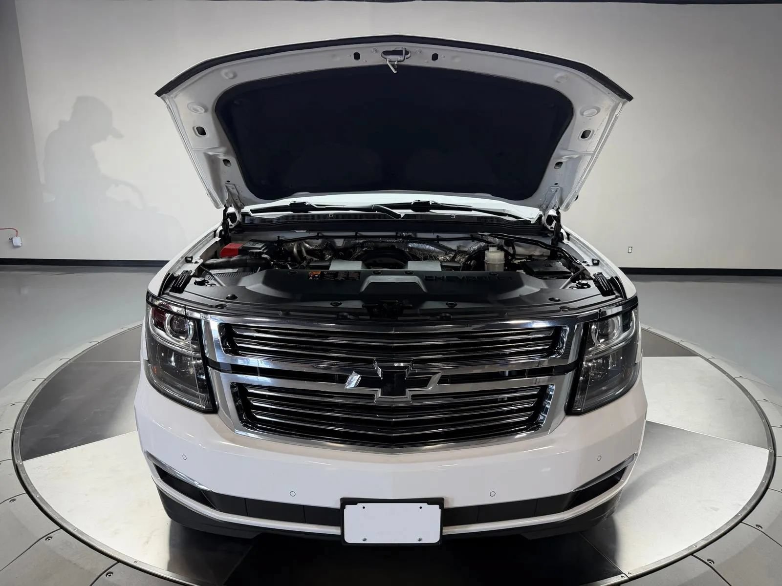 Used 2016 Chevrolet Tahoe LTZ RWD image 9
