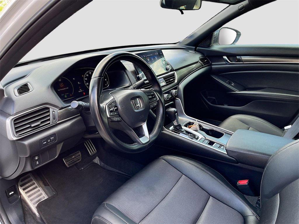 Used 2022 Honda Accord Sport image 9