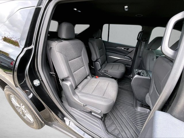 Used 2025 Chevrolet Traverse LT FWD image 29