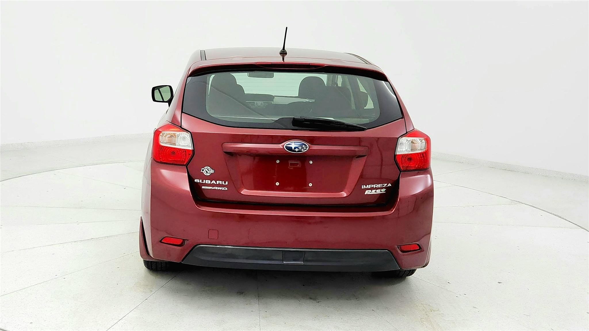 Used 2014 Subaru Impreza 2.0i Premium w/ All-Weather Package w/CVT AWD/4WD image 4