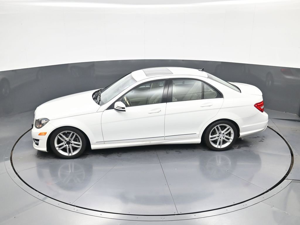 Used 2013 Mercedes-Benz C 250 Sedan image 28