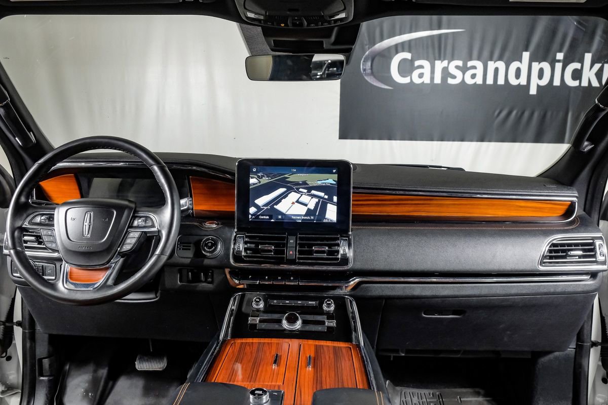 Used 2020 Lincoln Navigator L Reserve w/ Equipment Group 208A Reserve image 14