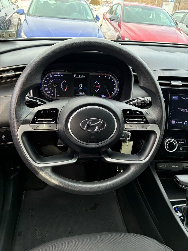 Used 2023 Hyundai Tucson SE image 26