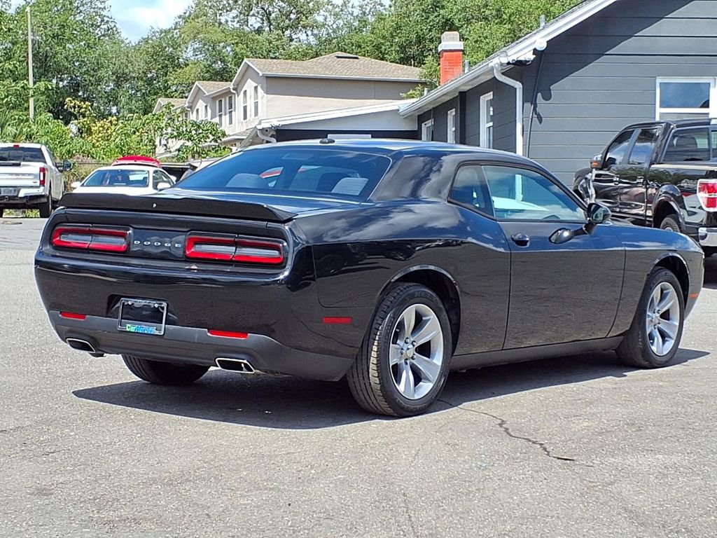 Used 2020 Dodge Challenger SXT RWD image 7