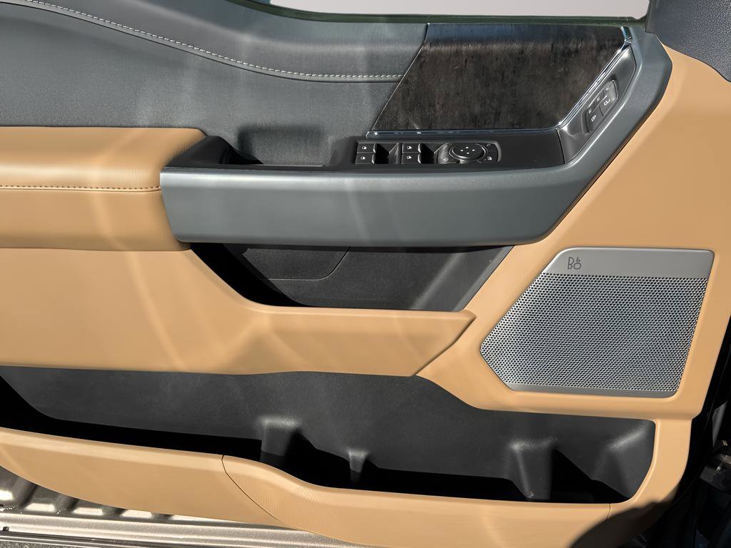 Used 2022 Ford F150 Lariat w/ Max Trailer Tow Package image 13