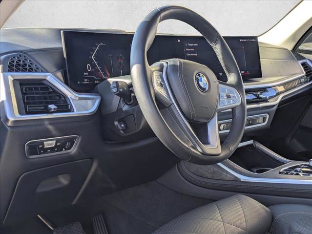 Certified 2023 BMW X7 xDrive40i w/ Premium Package image 9