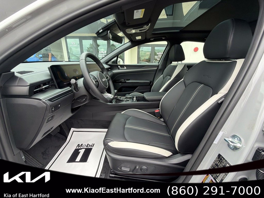 New 2027 Kia K5 GT-Line FWD image 31