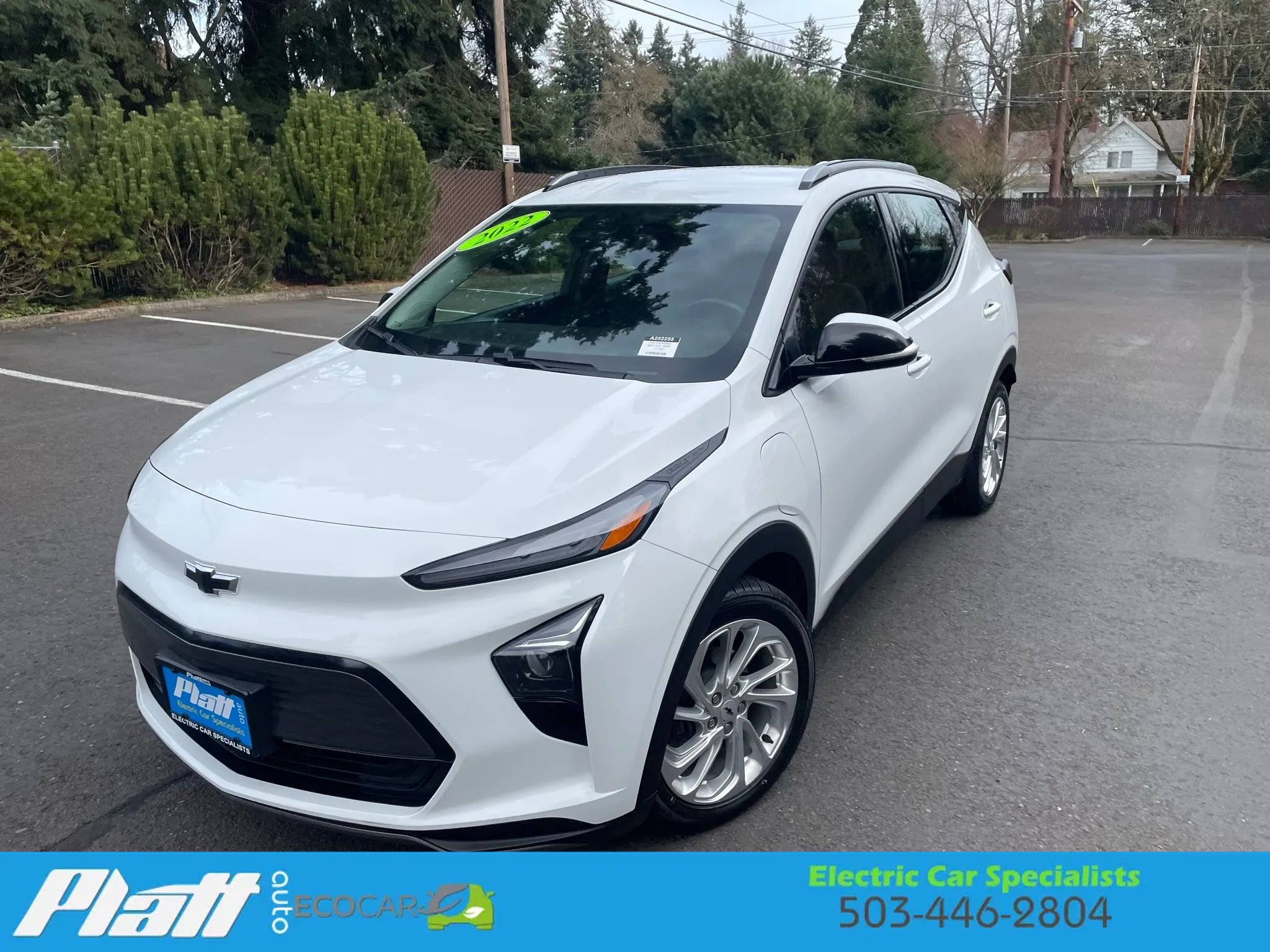 Used 2022 Chevrolet Bolt EUV LT w/ Comfort Package image 2