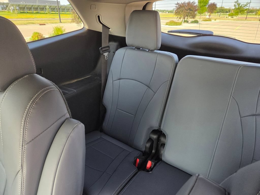 Used 2020 Buick Enclave Essence AWD/4WD image 51
