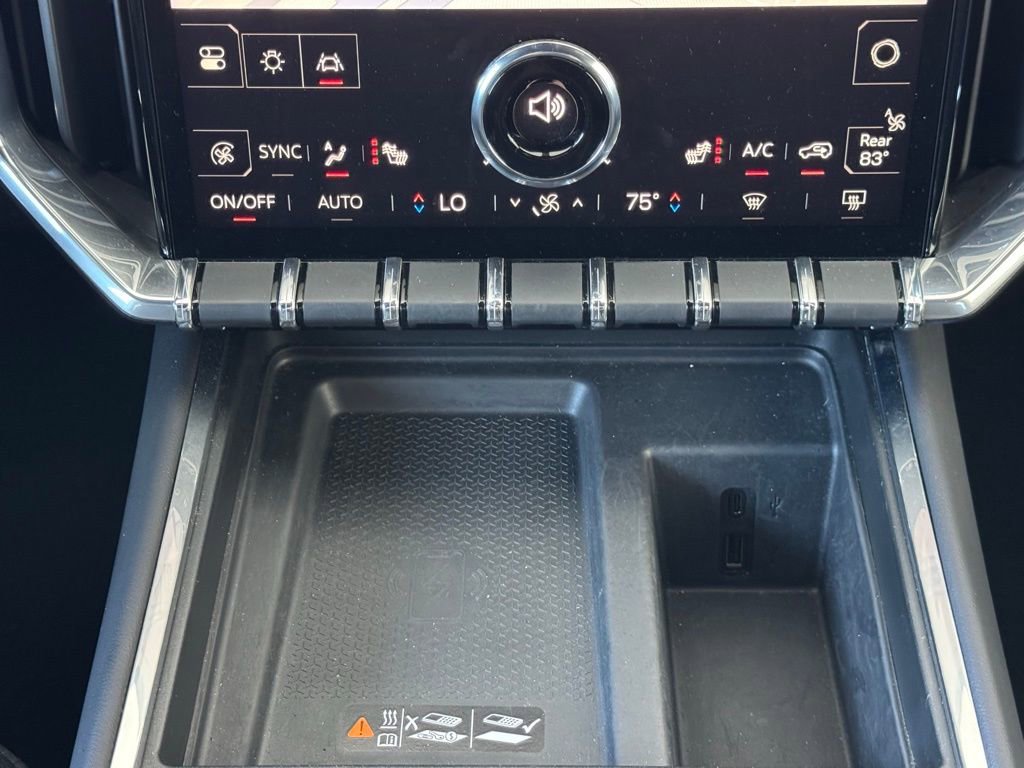 Used 2025 GMC Acadia Elevation image 33