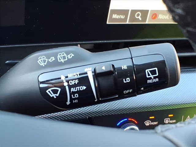 Used 2025 Kia Sportage SX image 34