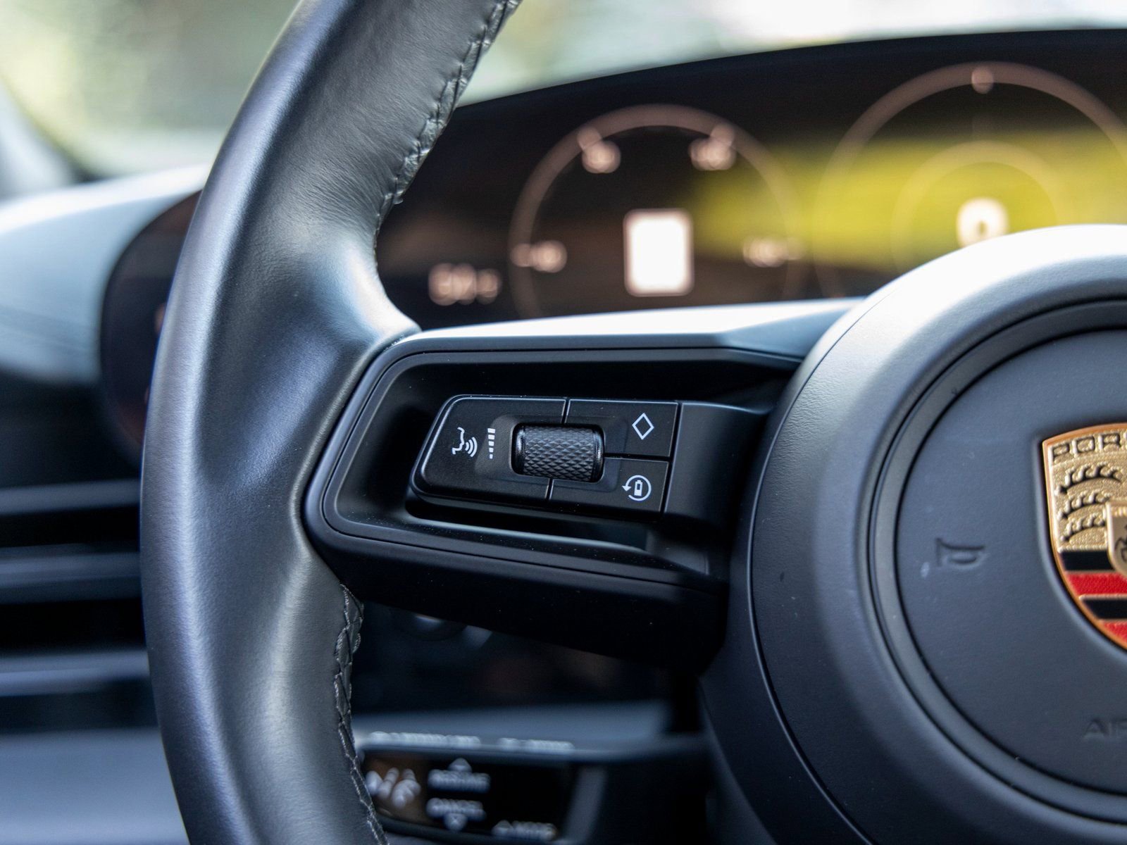 Certified 2023 Porsche Taycan Turbo image 29