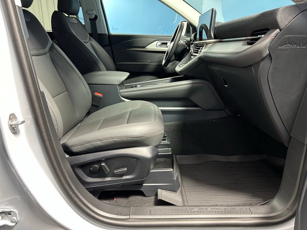 New 2026 Ford Explorer Active w/ Active Comfort Package AWD/4WD image 51