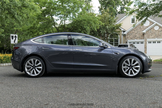 Used 2018 Tesla Model 3 Long Range AWD/4WD image 9