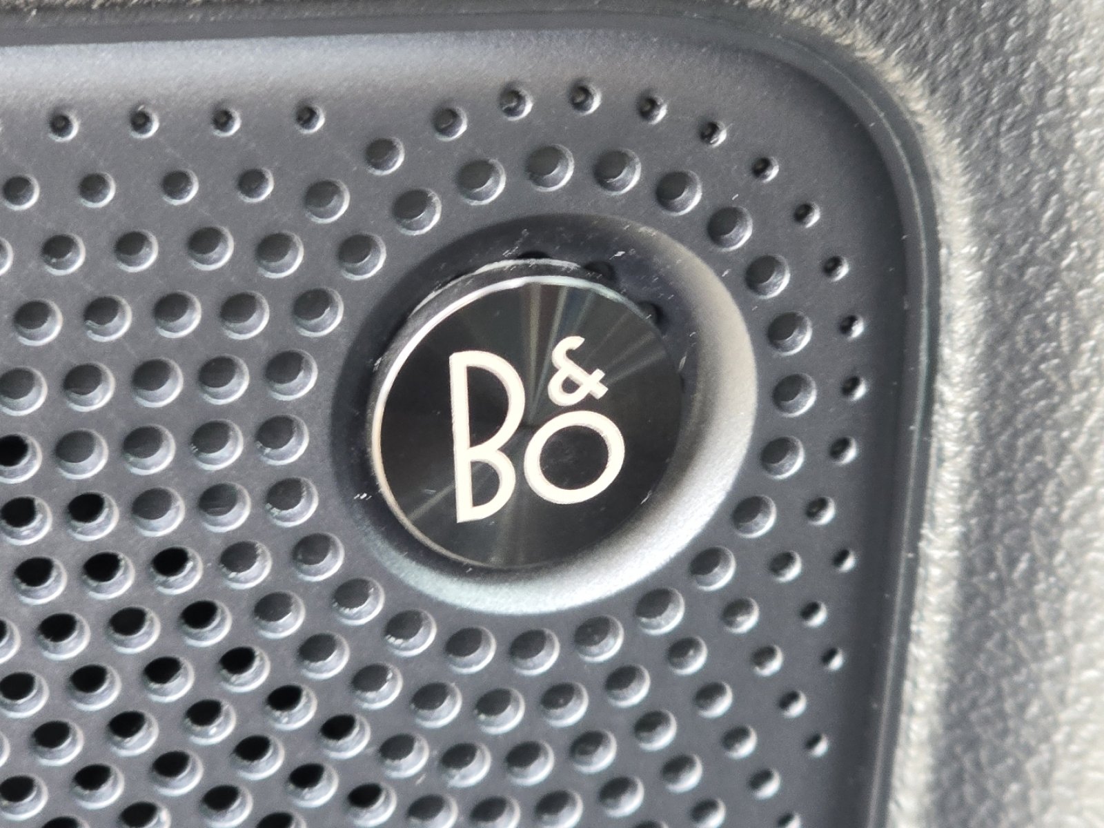 Used 2023 Ford Escape ST-Line Elite w/ Premium Technology Package image 9