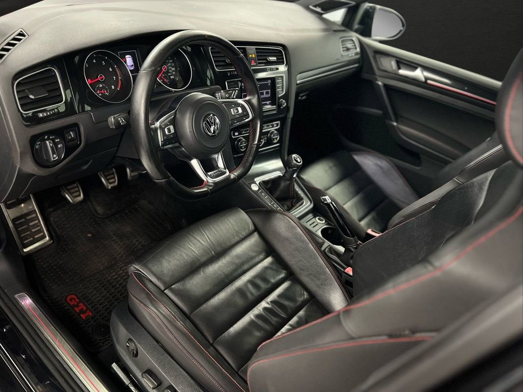 Used 2015 Volkswagen GTI Autobahn w/ Lighting Package (SEL) image 17