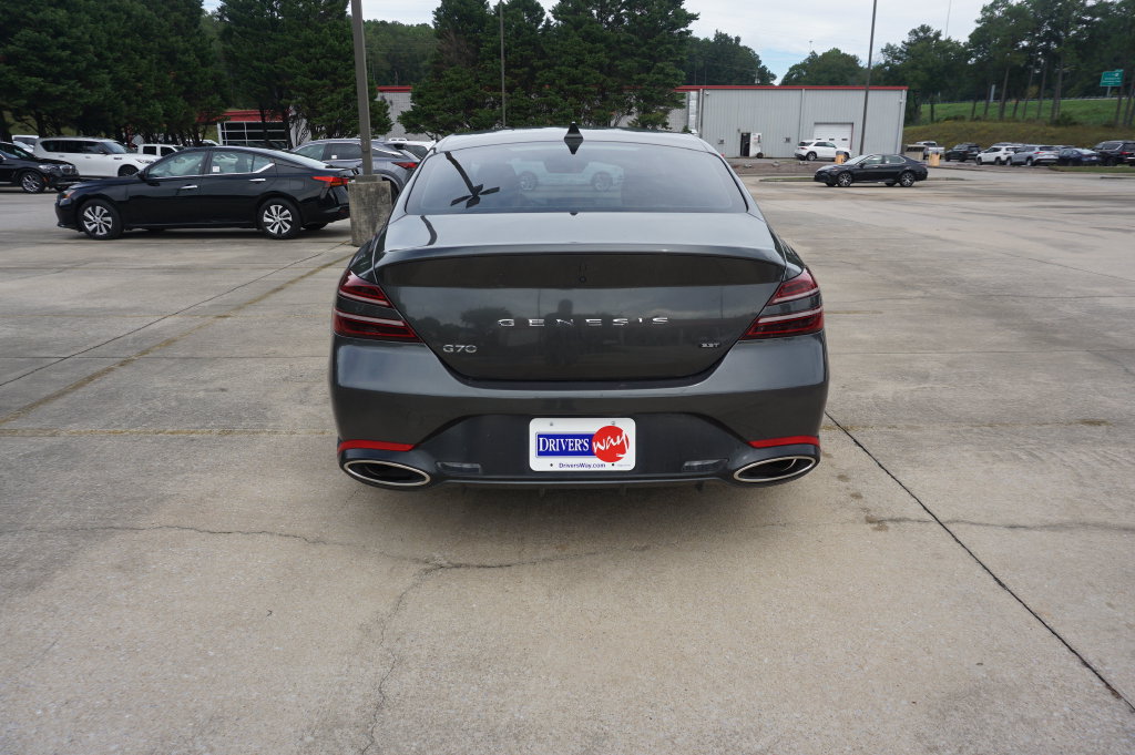 Used 2022 Genesis G70 3.3T RWD image 21