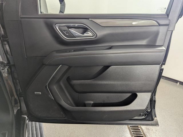 Used 2023 GMC Yukon AT4 w/ Technology Package AWD/4WD image 28