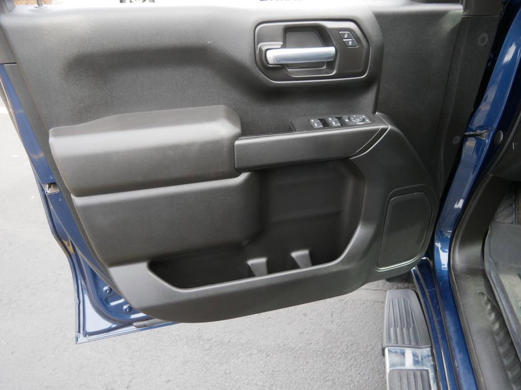 Used 2021 Chevrolet Silverado 1500 Custom image 12