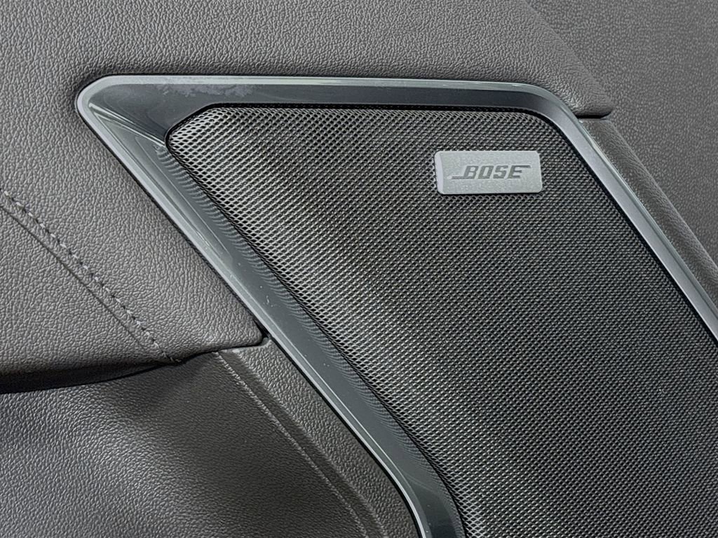 New 2026 GMC Sierra 1500 SLT w/ SLT Premium Package image 18