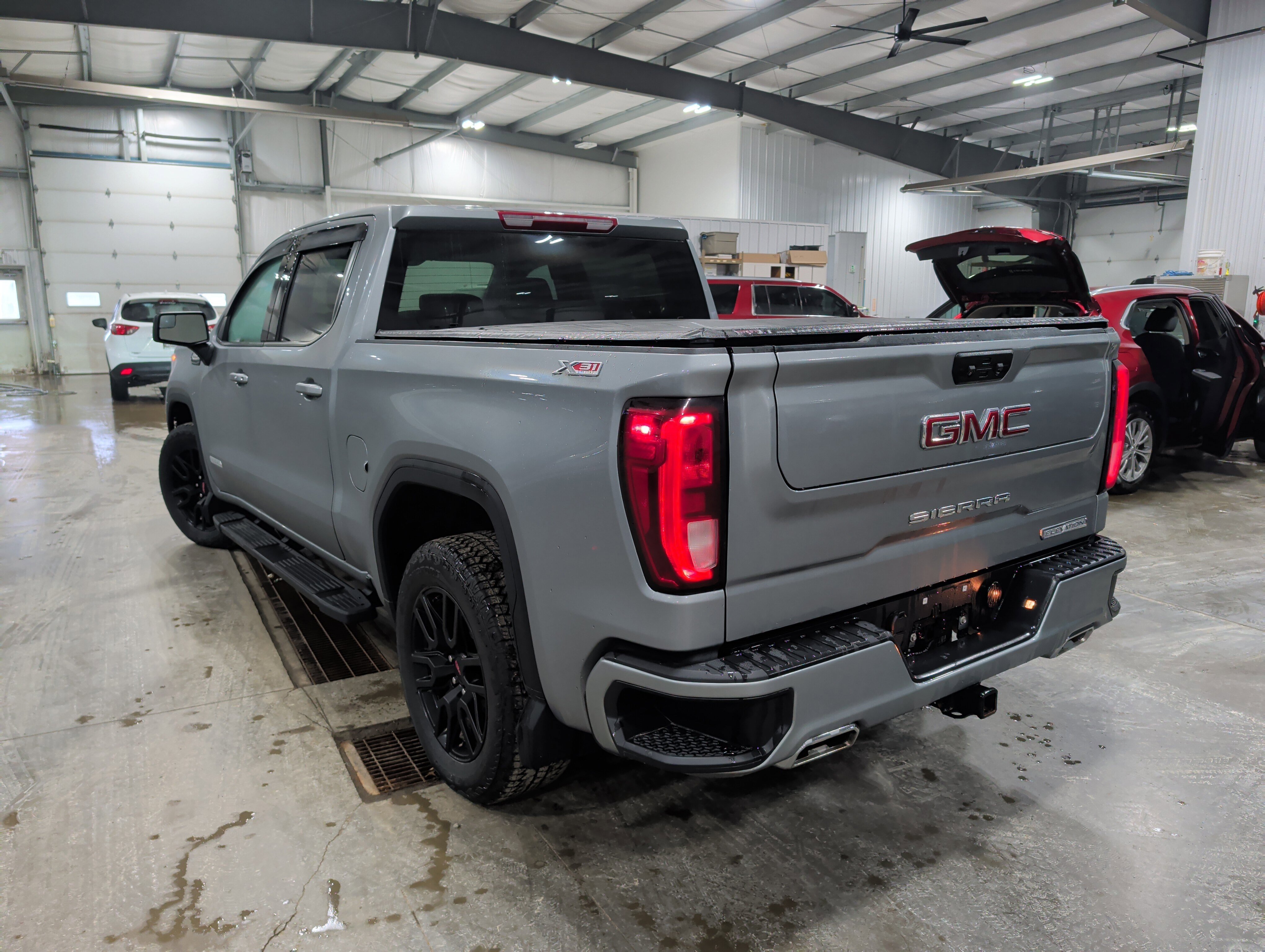 Used 2024 GMC Sierra 1500 Elevation image 4