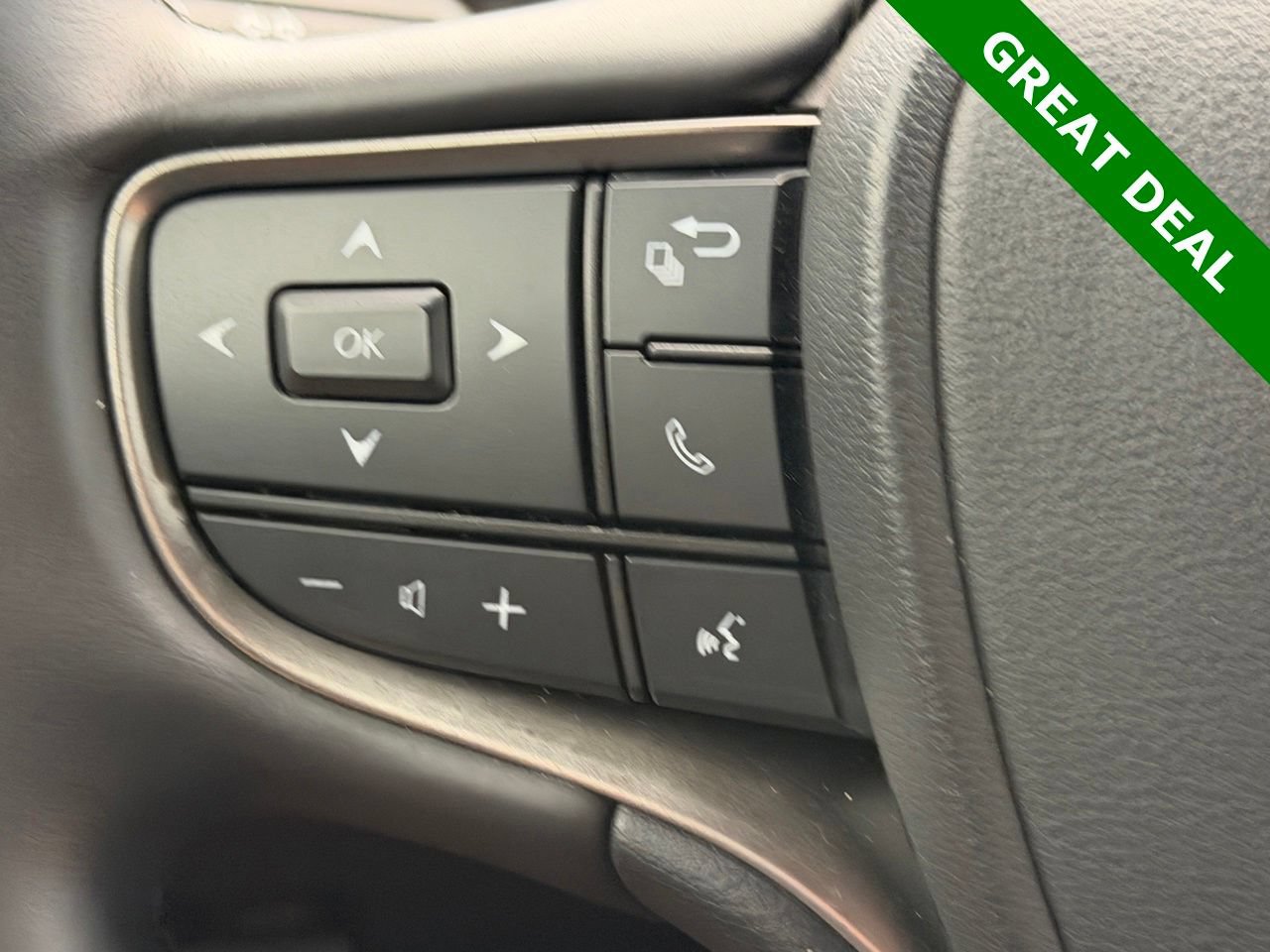 Used 2024 Lexus UX 250h FWD w/ Premium Package image 18