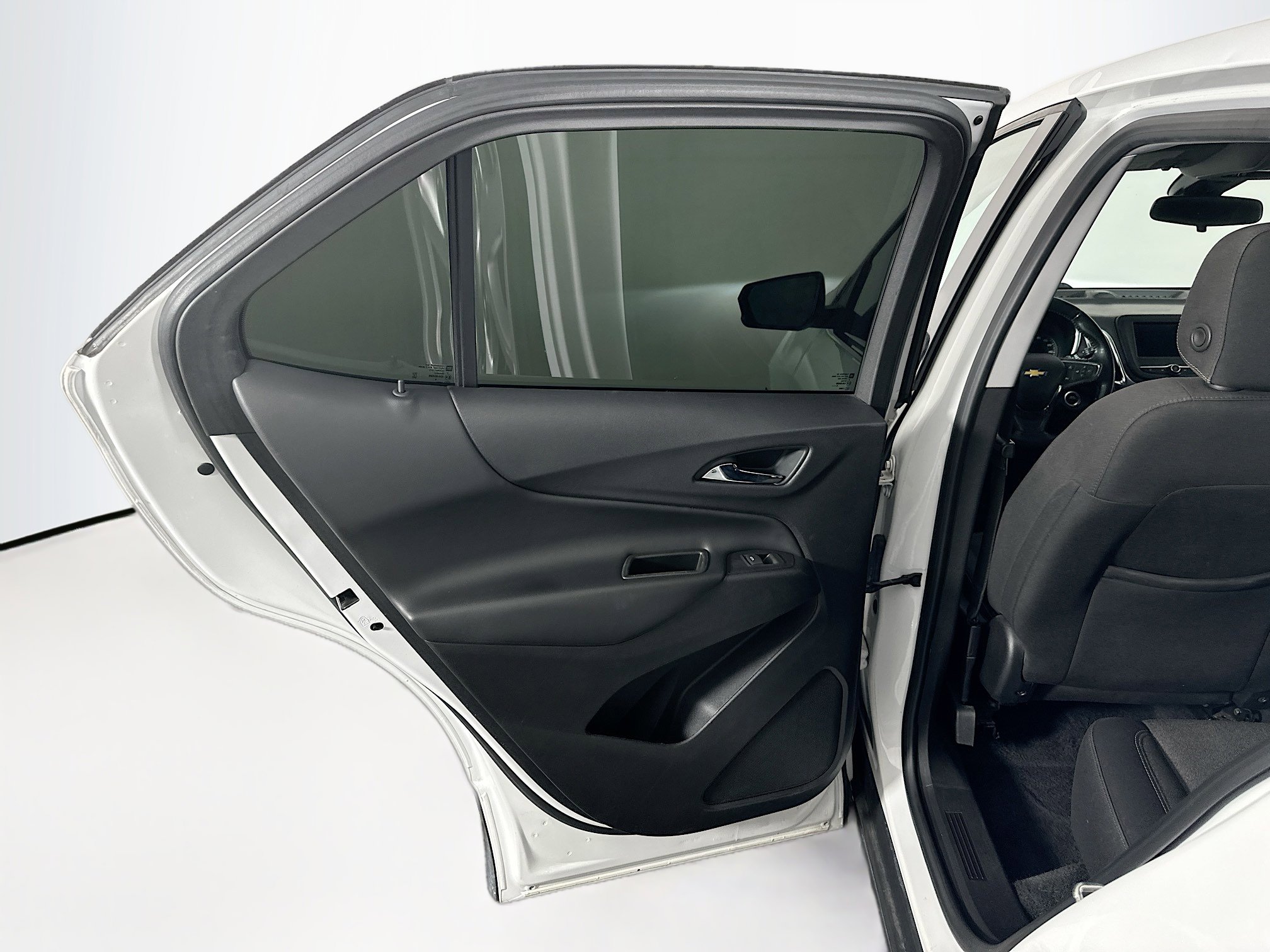 Used 2020 Chevrolet Equinox LT image 25