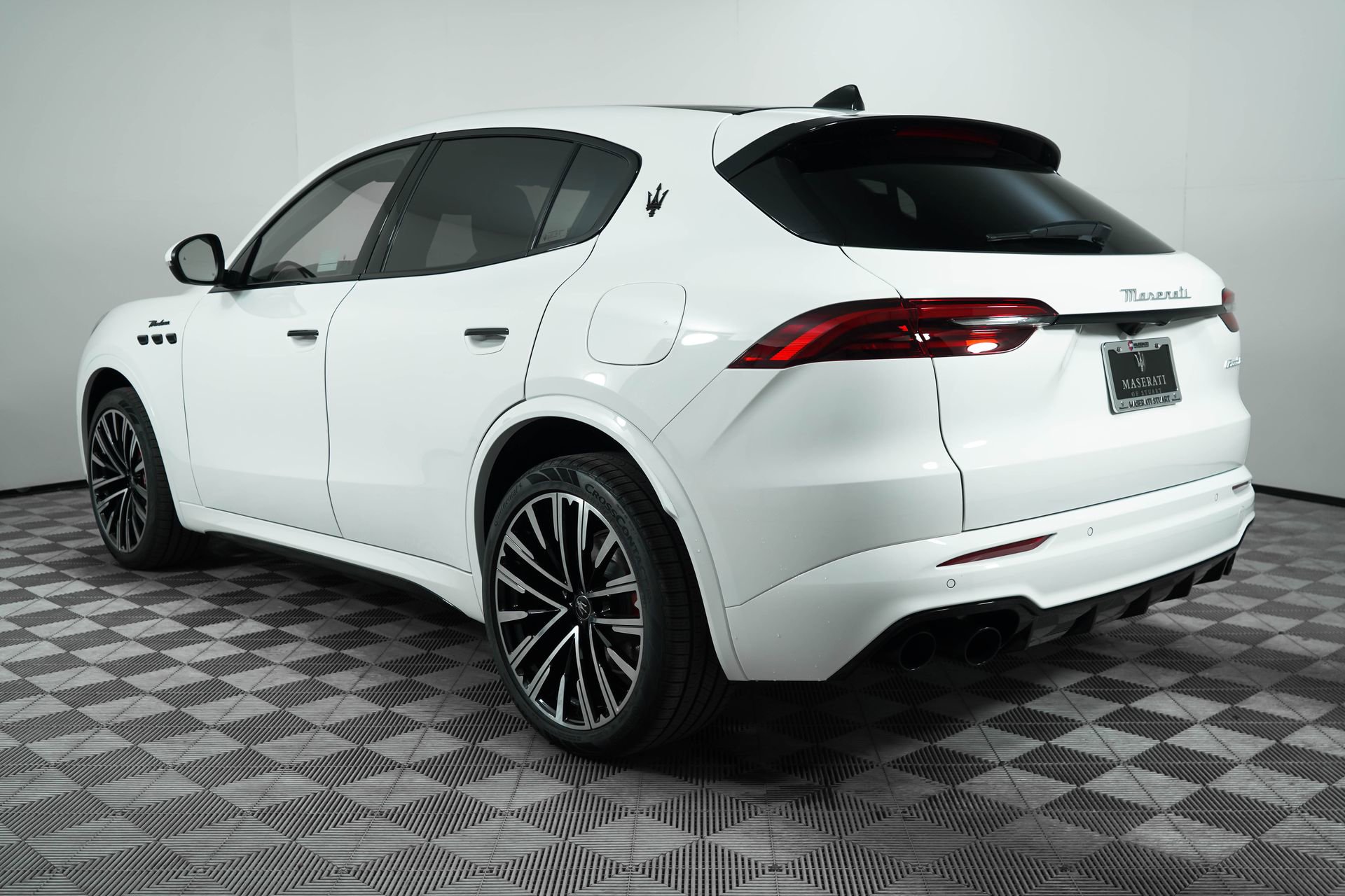 New 2025 Maserati Grecale Modena image 7