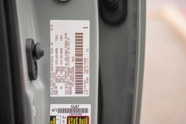 Used 2025 Toyota Tundra SR5 w/ SR5 Convenience Package image 44