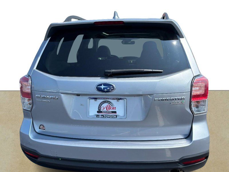 Used 2017 Subaru Forester 2.5i Limited AWD/4WD image 5