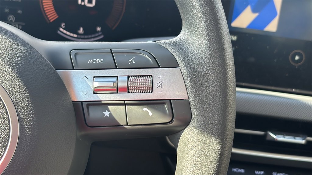 Certified 2025 Hyundai Sonata SE image 26