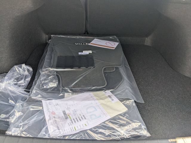 New 2026 Nissan Sentra SR w/ SR Premium Package FWD image 28