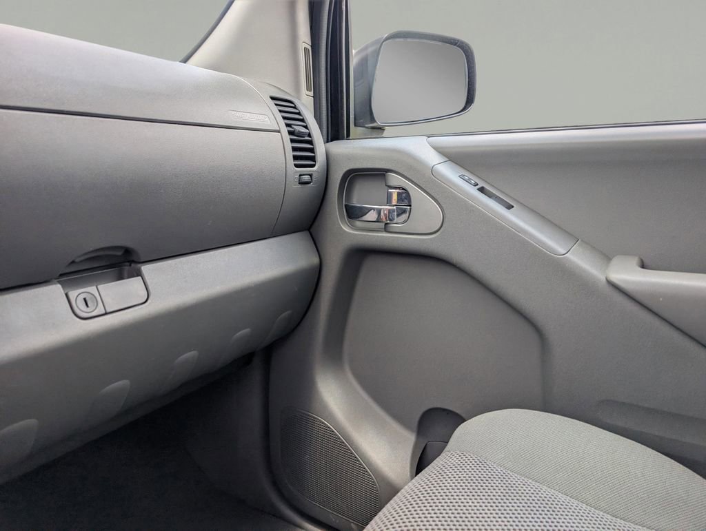 Used 2019 Nissan Frontier SV w/ Value Truck Package RWD image 28