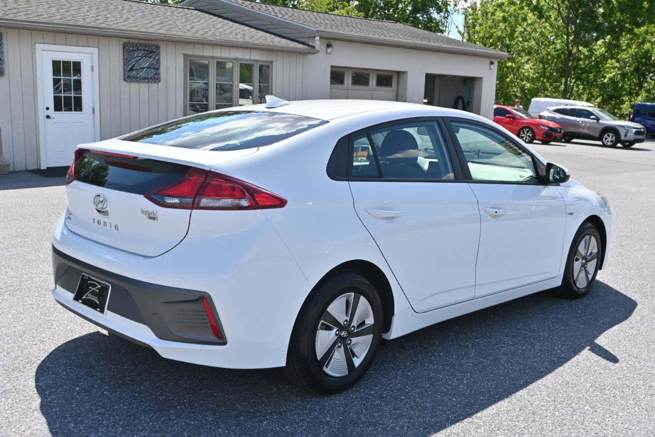 Used 2020 Hyundai Ioniq Blue FWD image 11