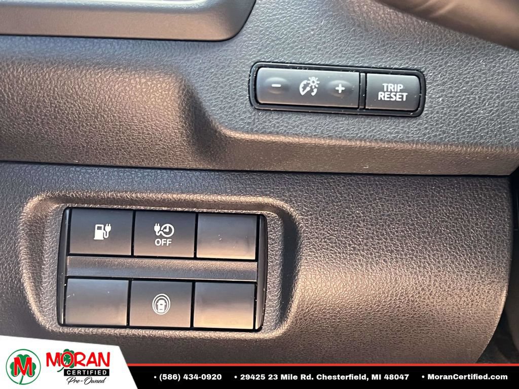 Used 2025 Nissan Leaf S FWD image 27