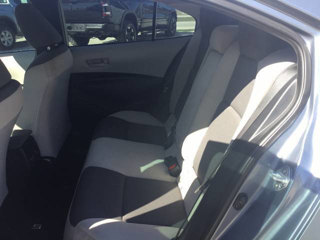 Used 2025 Toyota Corolla LE image 11