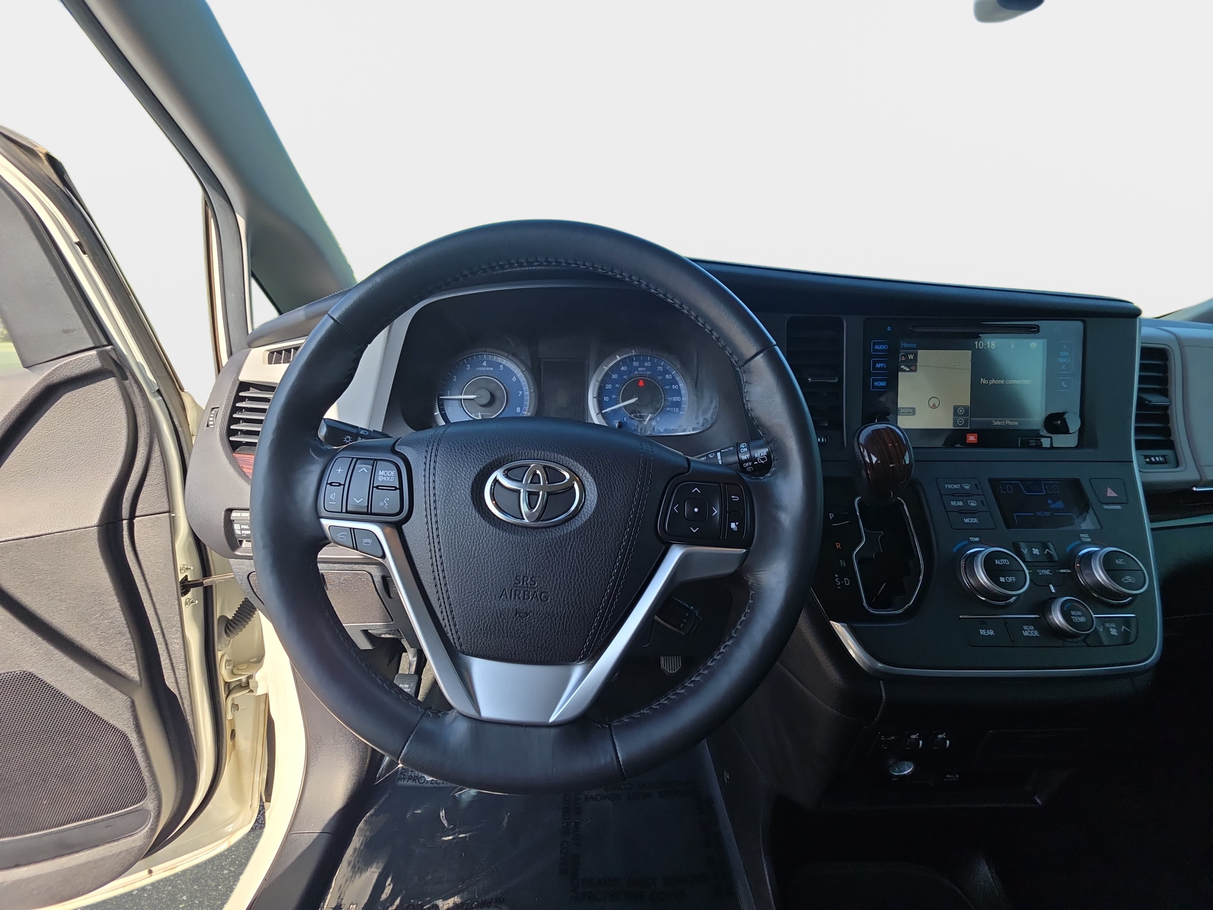 Used 2015 Toyota Sienna Limited Premium AWD/4WD image 17