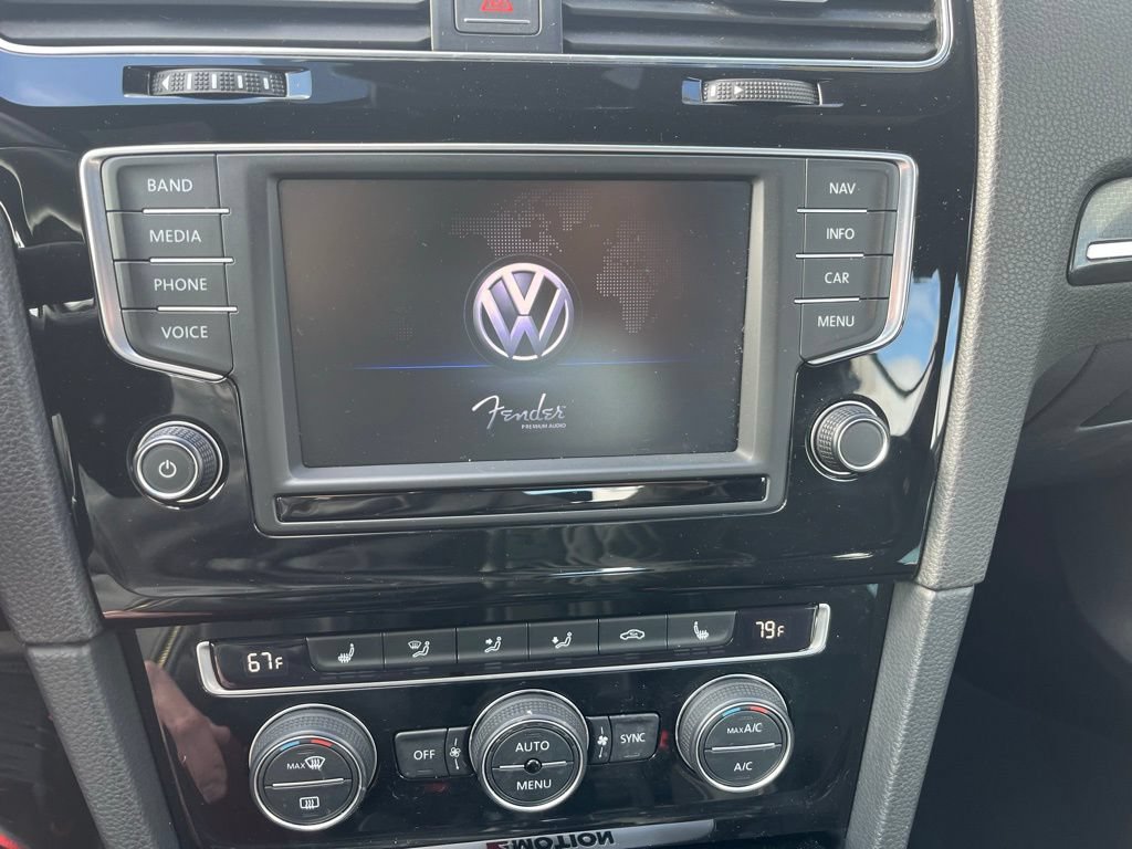 Used 2017 Volkswagen Golf R 4-Door AWD/4WD image 34