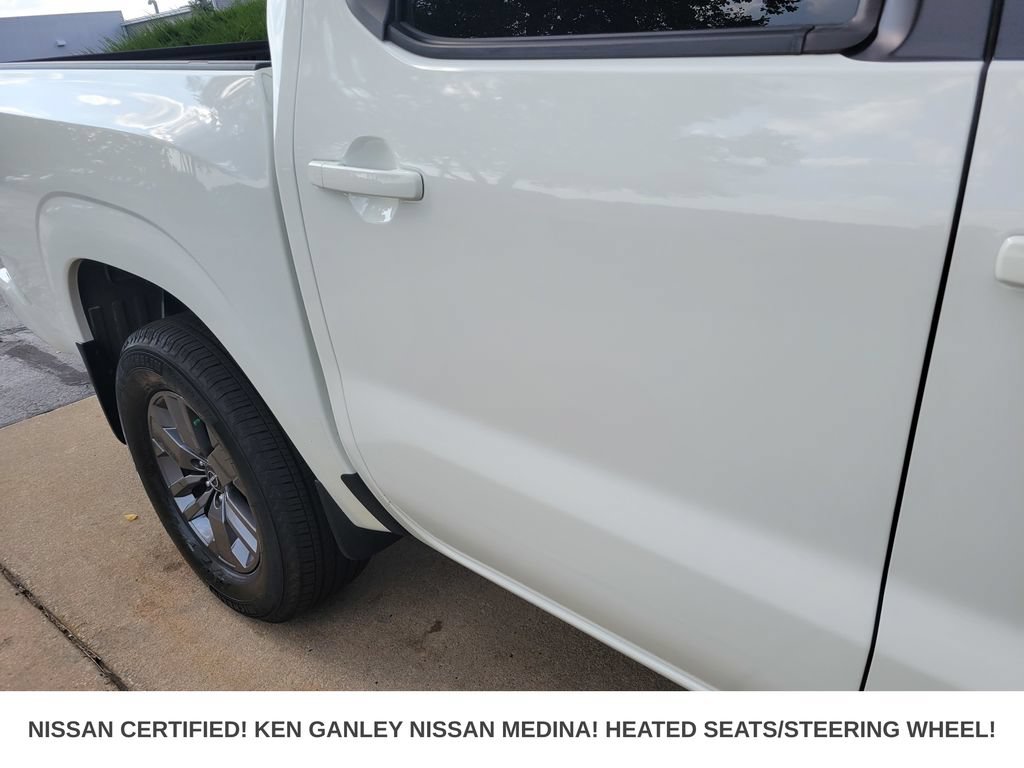Certified 2025 Nissan Frontier SV w/ SV Convenience Package AWD/4WD image 14